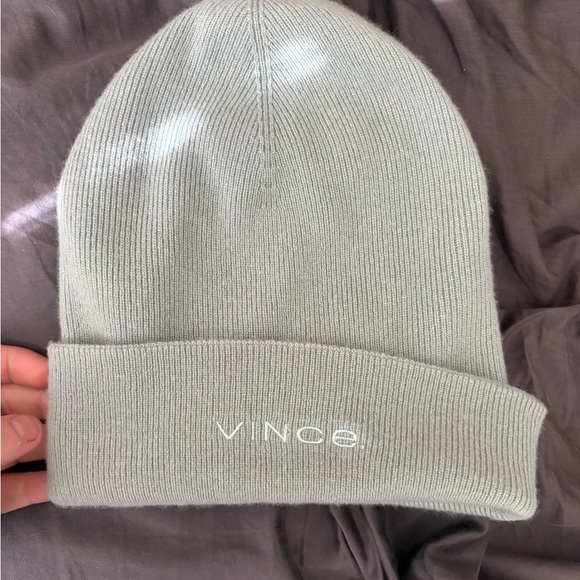 Cashmere-Wool Vince Light Blue/Green Beanie - Picture 1 of 3